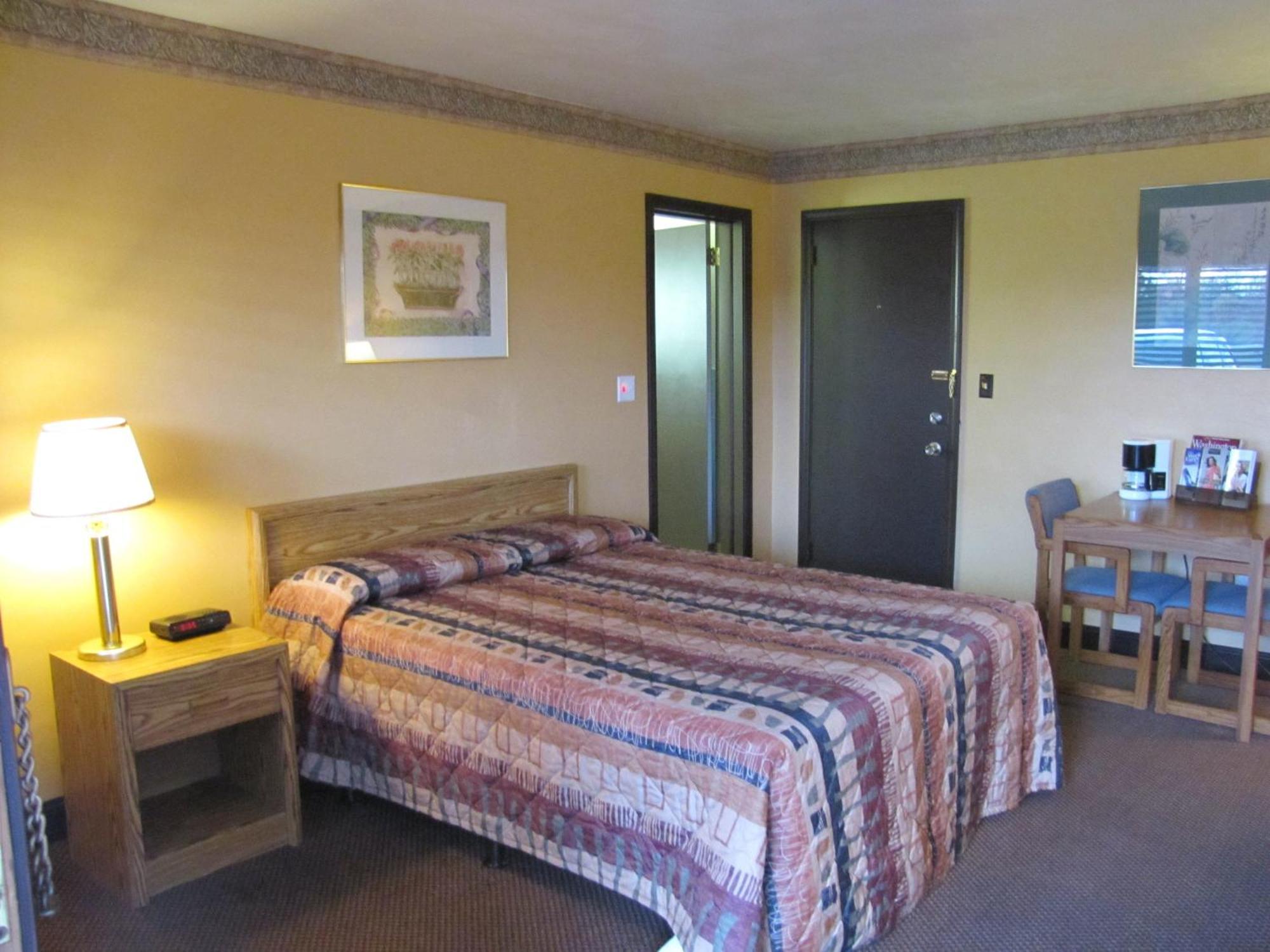 Colonial Inn Mercer-Grove City Kültér fotó